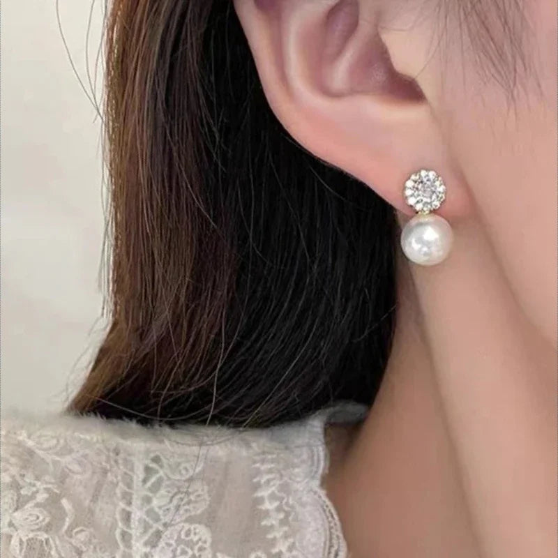 Zircon Round Pearl Earrings