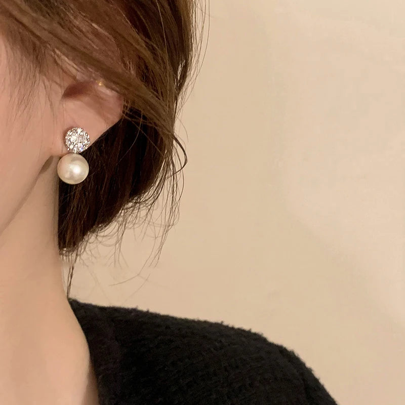 Zircon Round Pearl Earrings