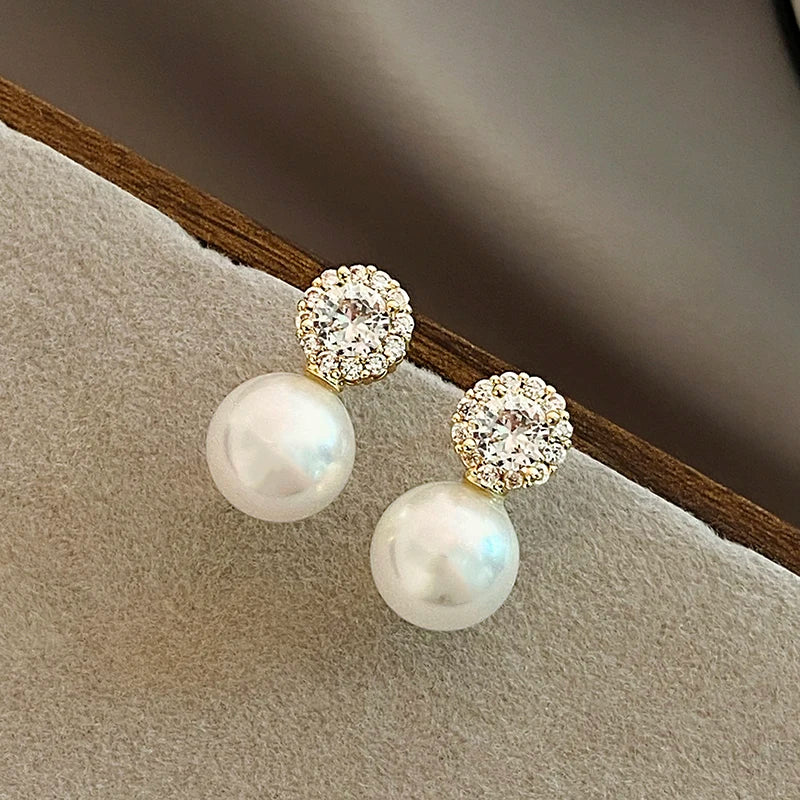 Zircon Round Pearl Earrings